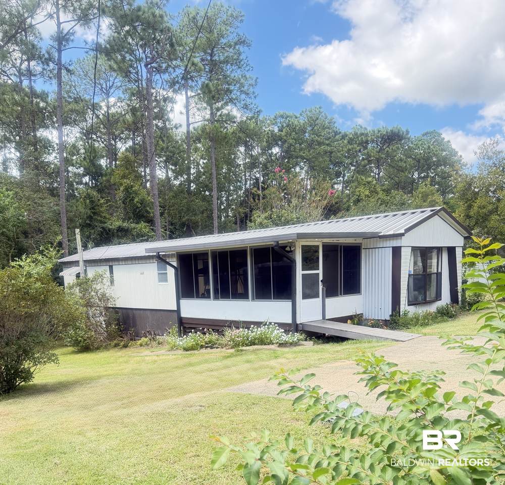 1407 Ridgewood Drive - Photo 1