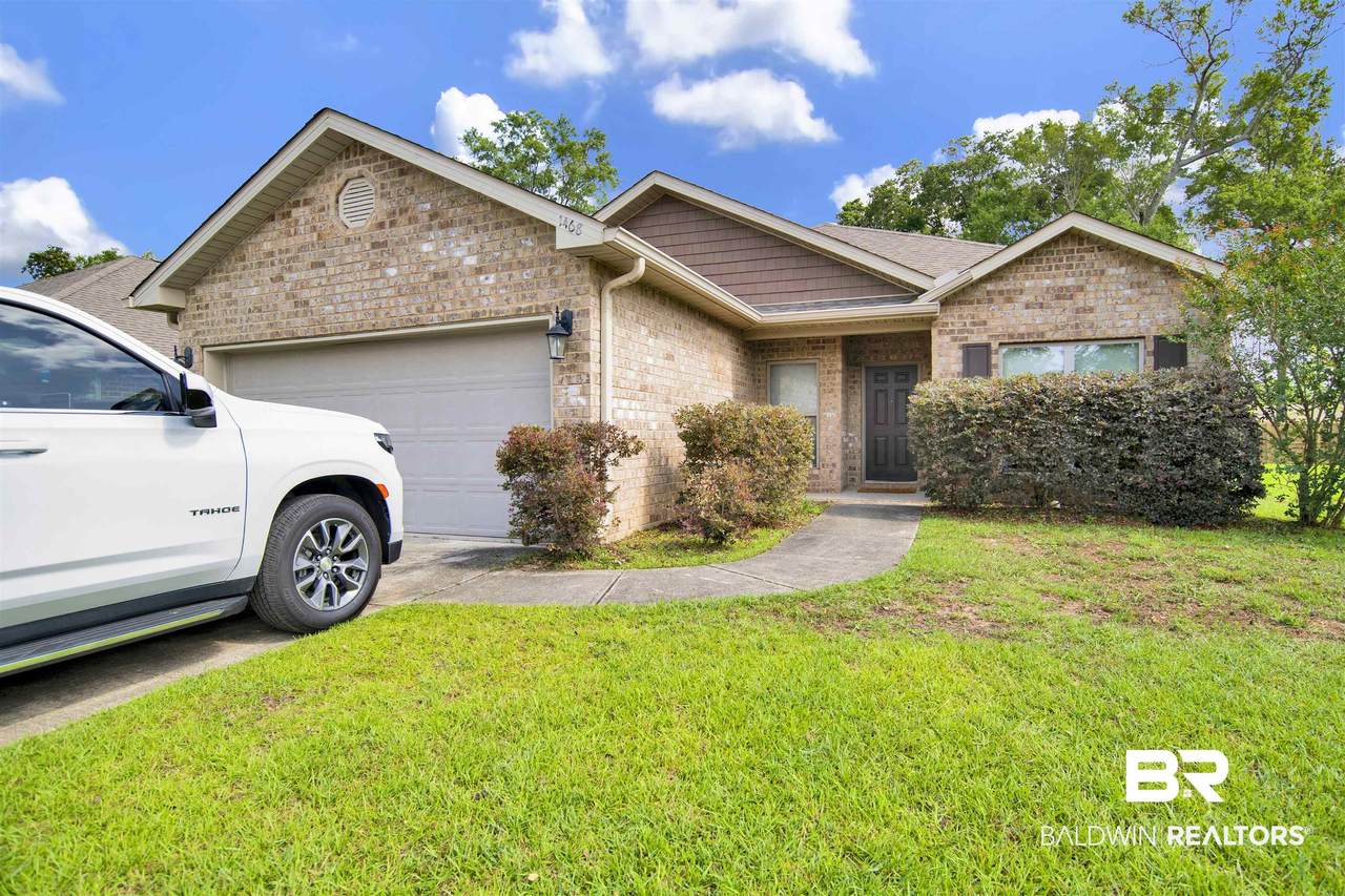 1468 Surrey Loop - Photo 1