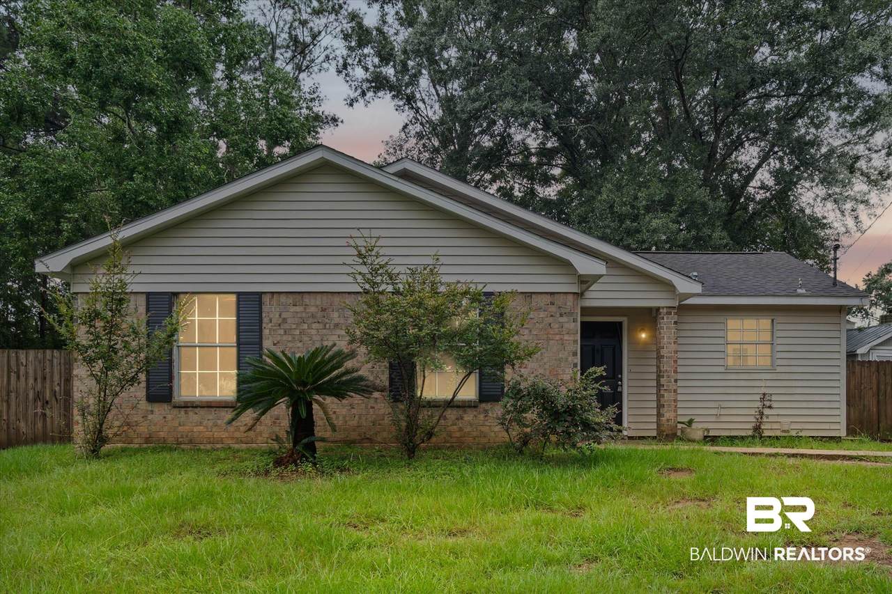 9711 Royal Woods Drive - Photo 1