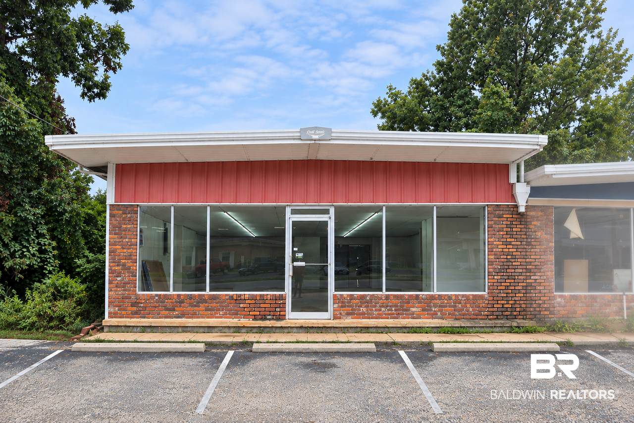 526 Front Street - Photo 1
