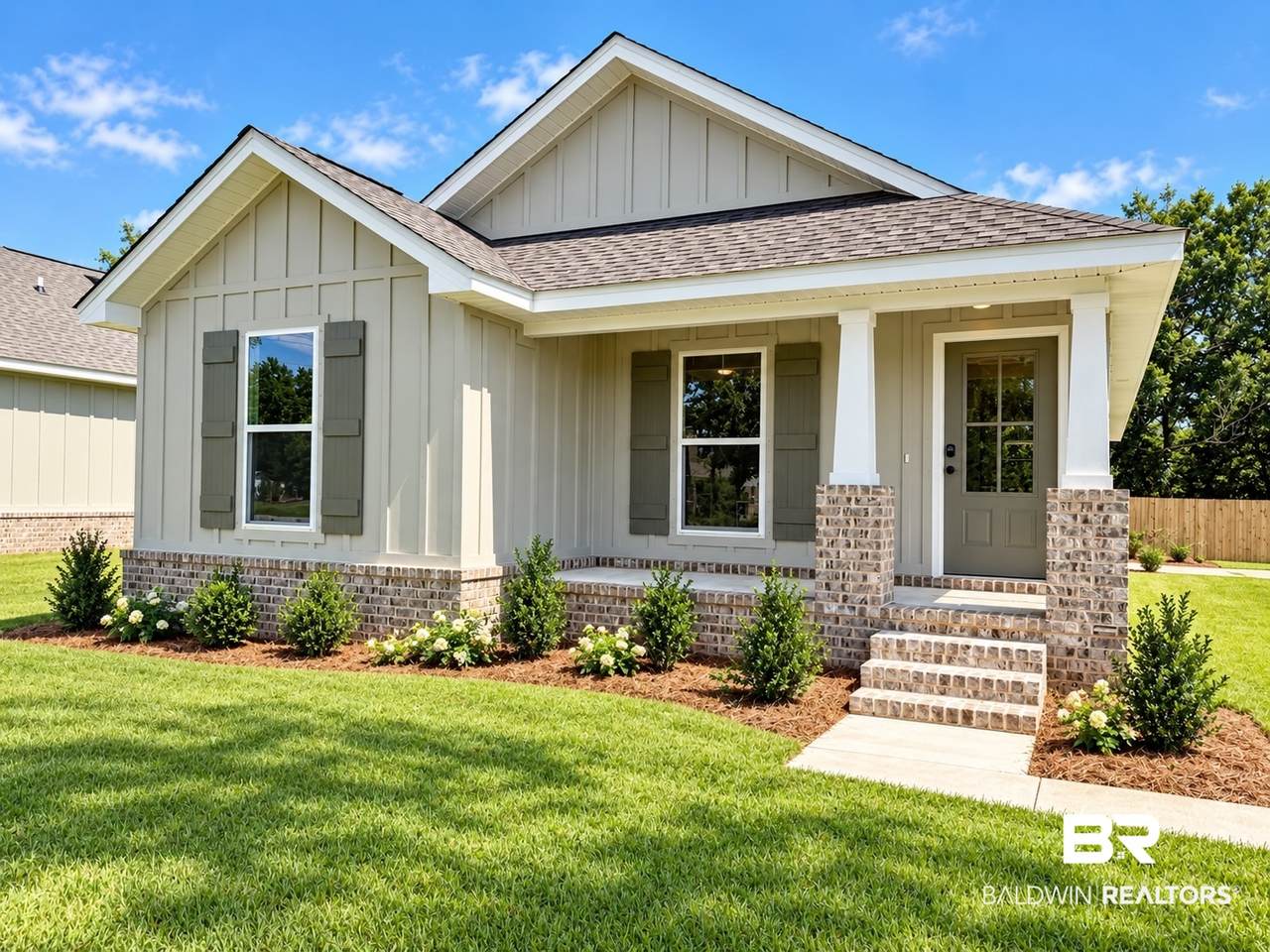 2040 Union Avenue - Photo 1
