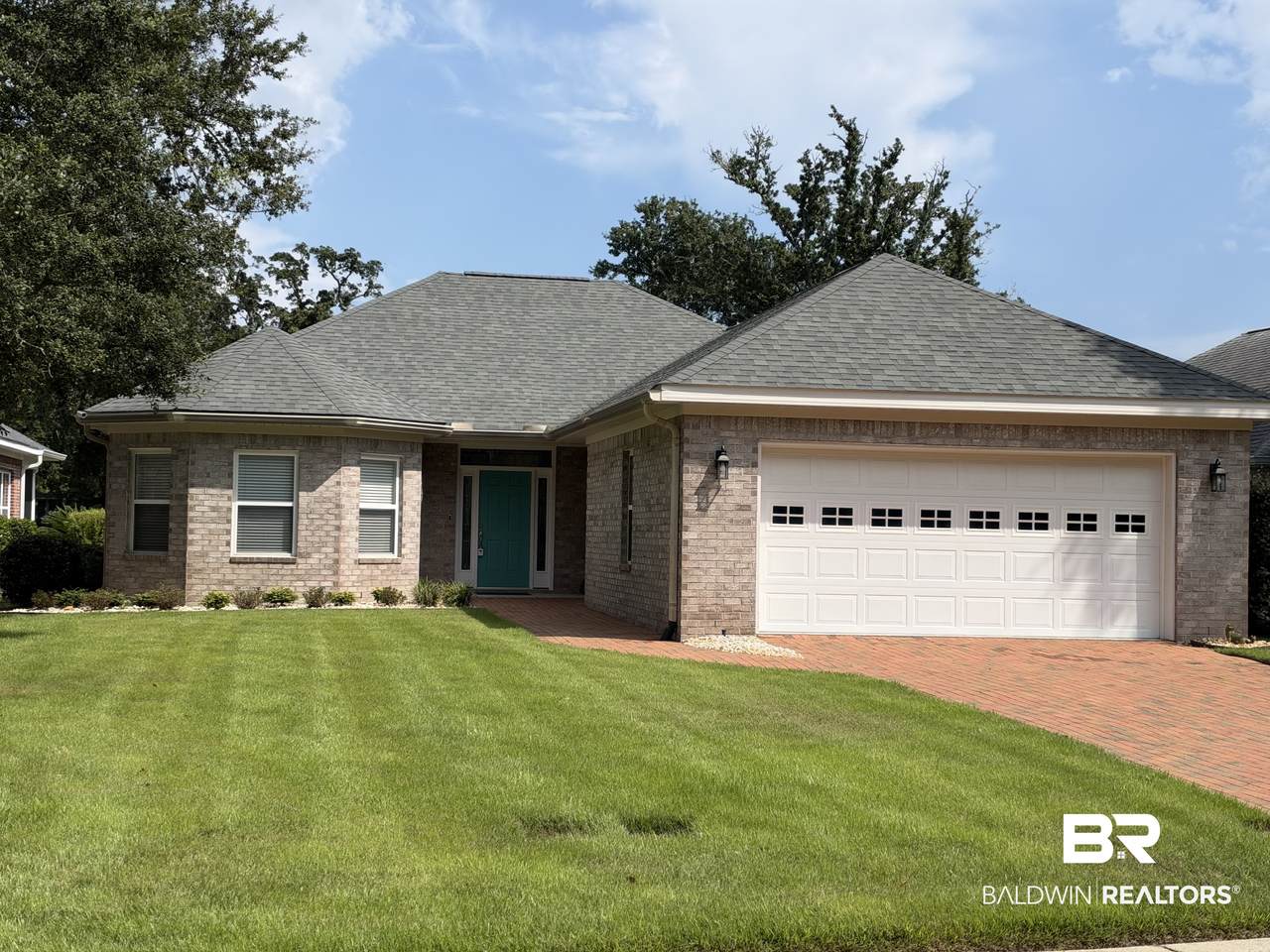 127 Lagoon Drive - Photo 1