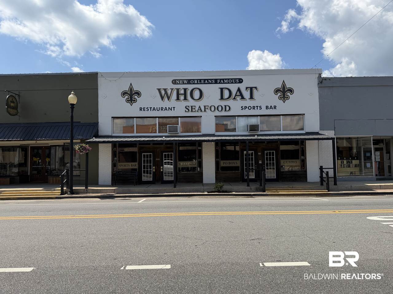 129 N Main St, Atmore, AL 36502