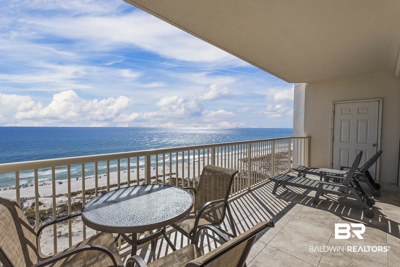 527 Beach Club Trail - Photo 1