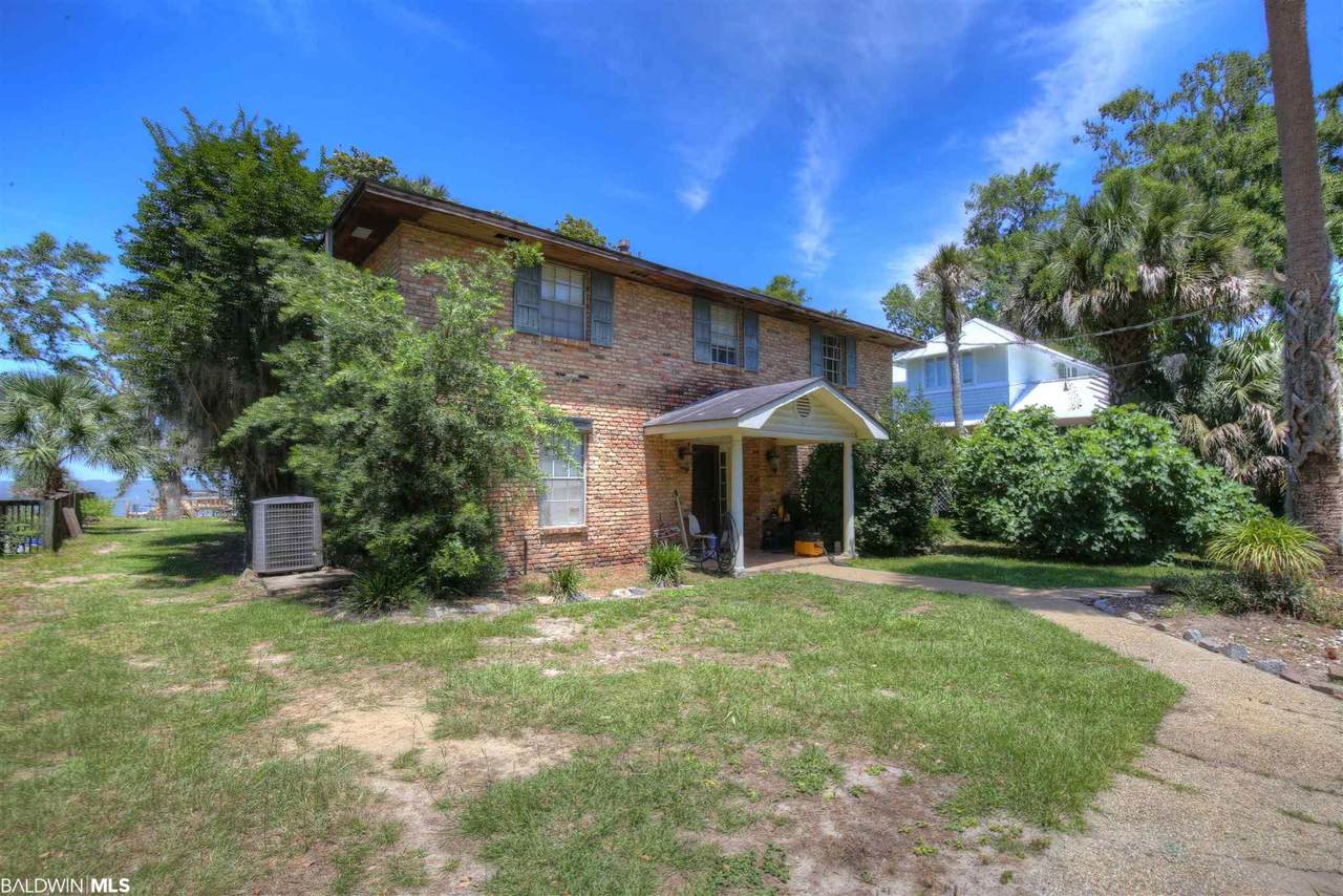 19135 Scenic Highway 98 - Photo 1