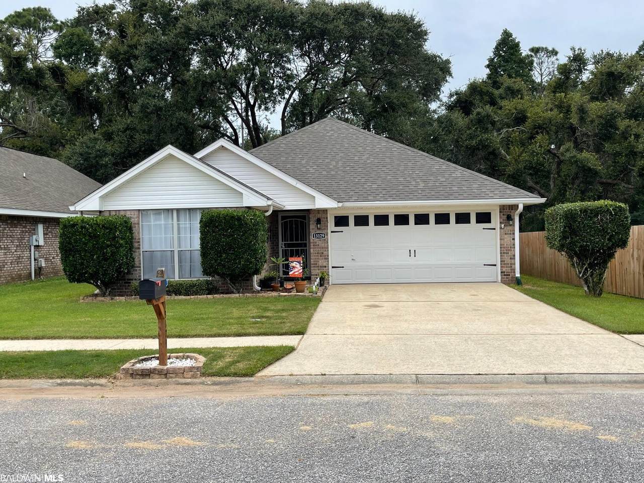 13129 Concord Drive - Photo 1