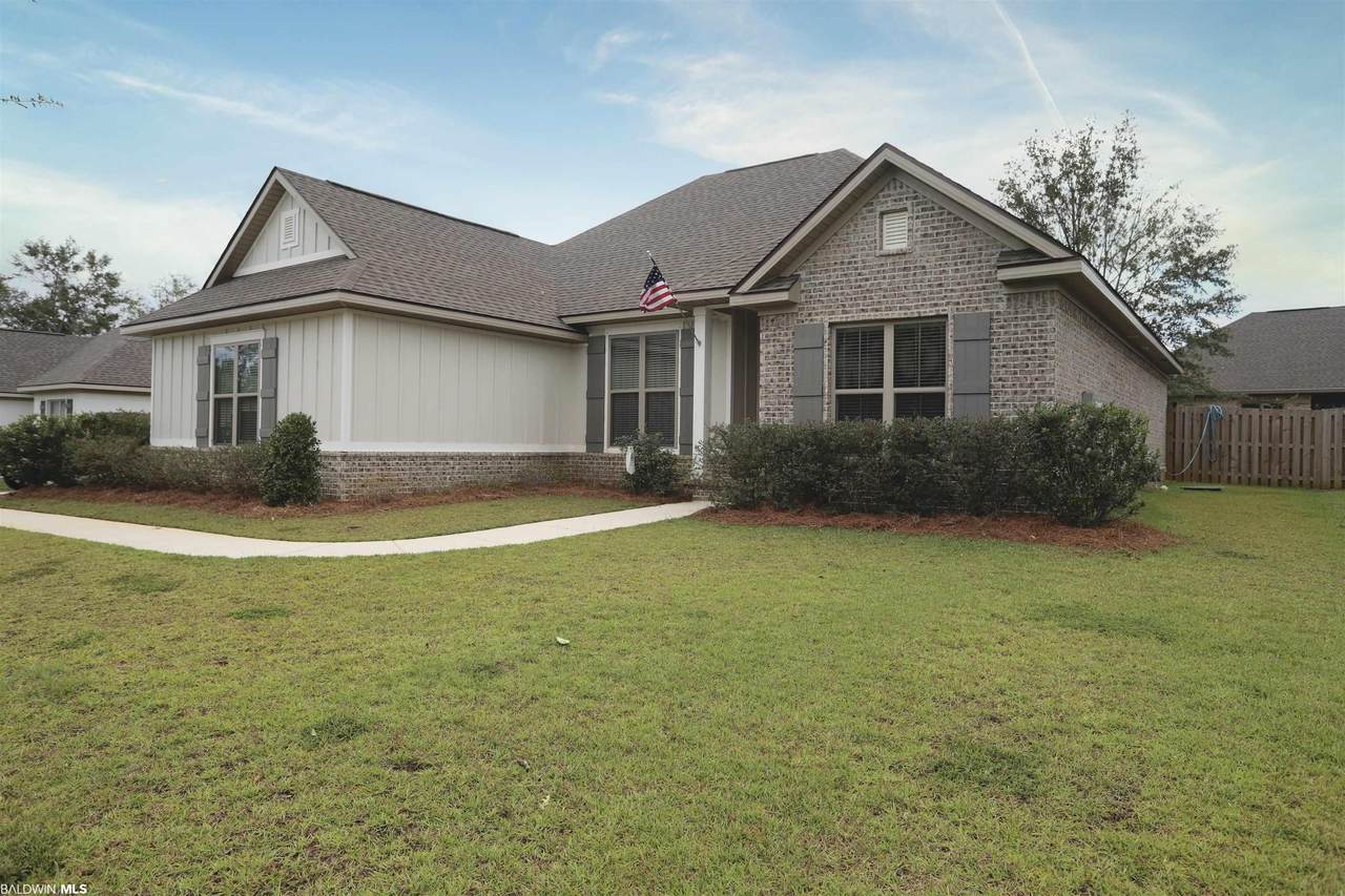 386 Scarlett Avenue - Photo 1