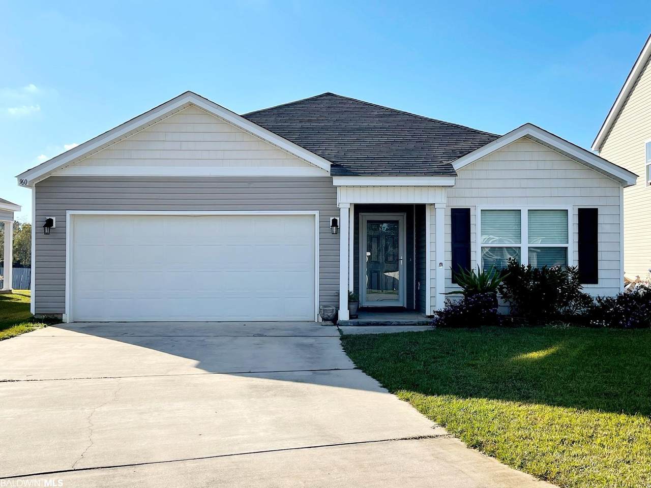 960 Summerton Drive - Photo 1