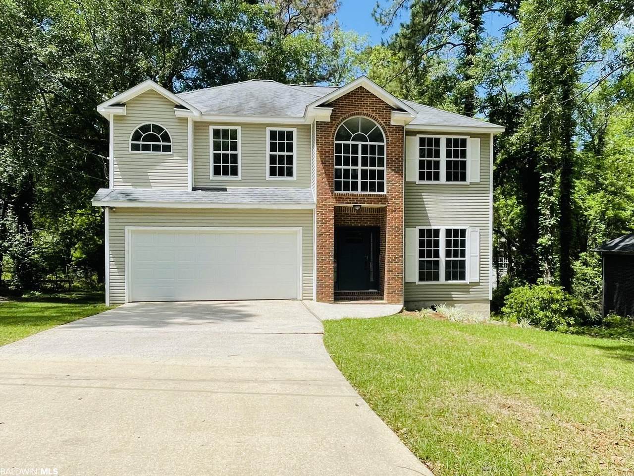 113 Donette Loop - Photo 1
