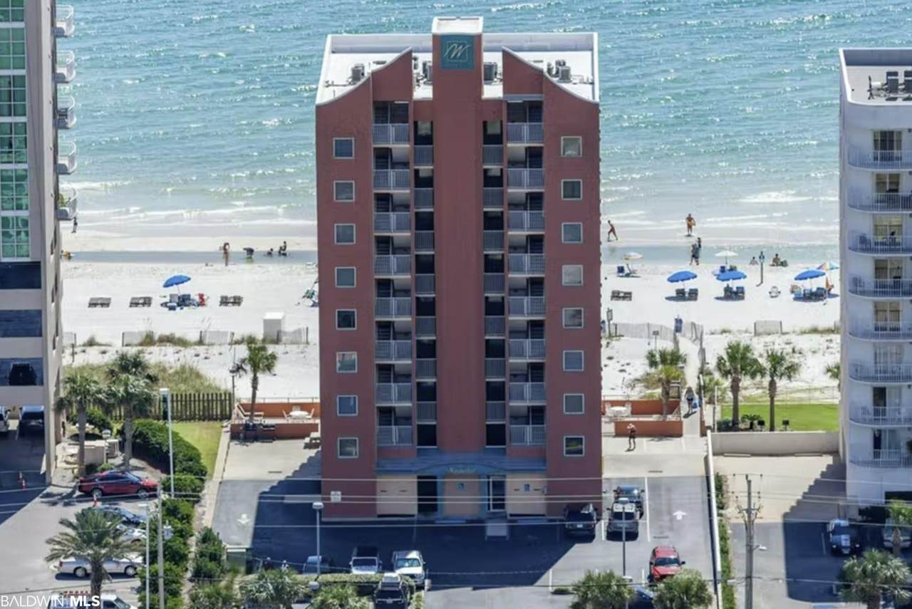 939 Beach Blvd - Photo 1