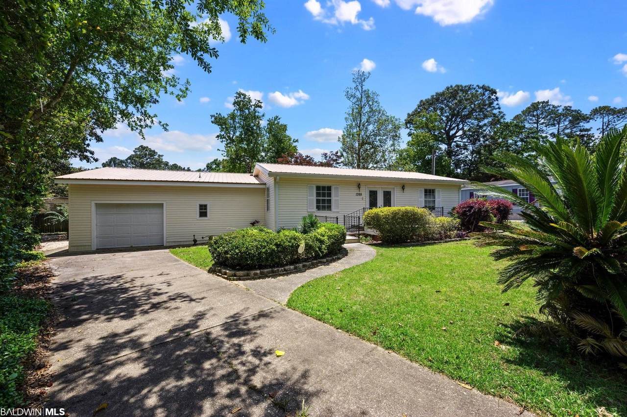 1355 Caney Loop - Photo 1