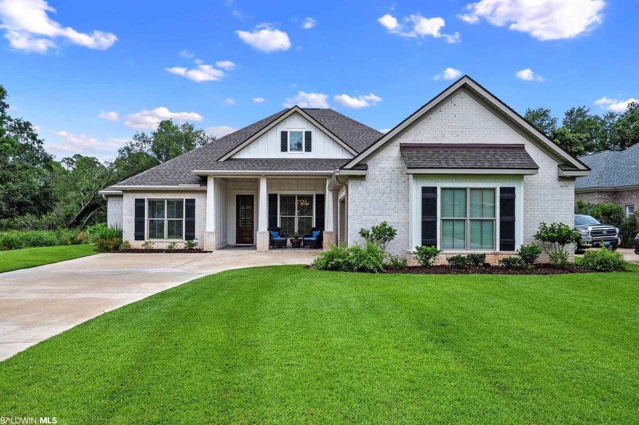 29 Lagoon Dr - Photo 1