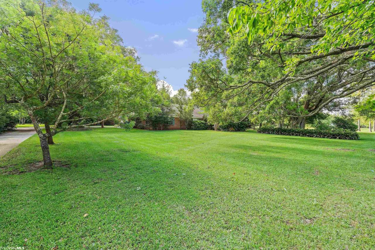 7231 Serenity Gardens Road - Photo 1