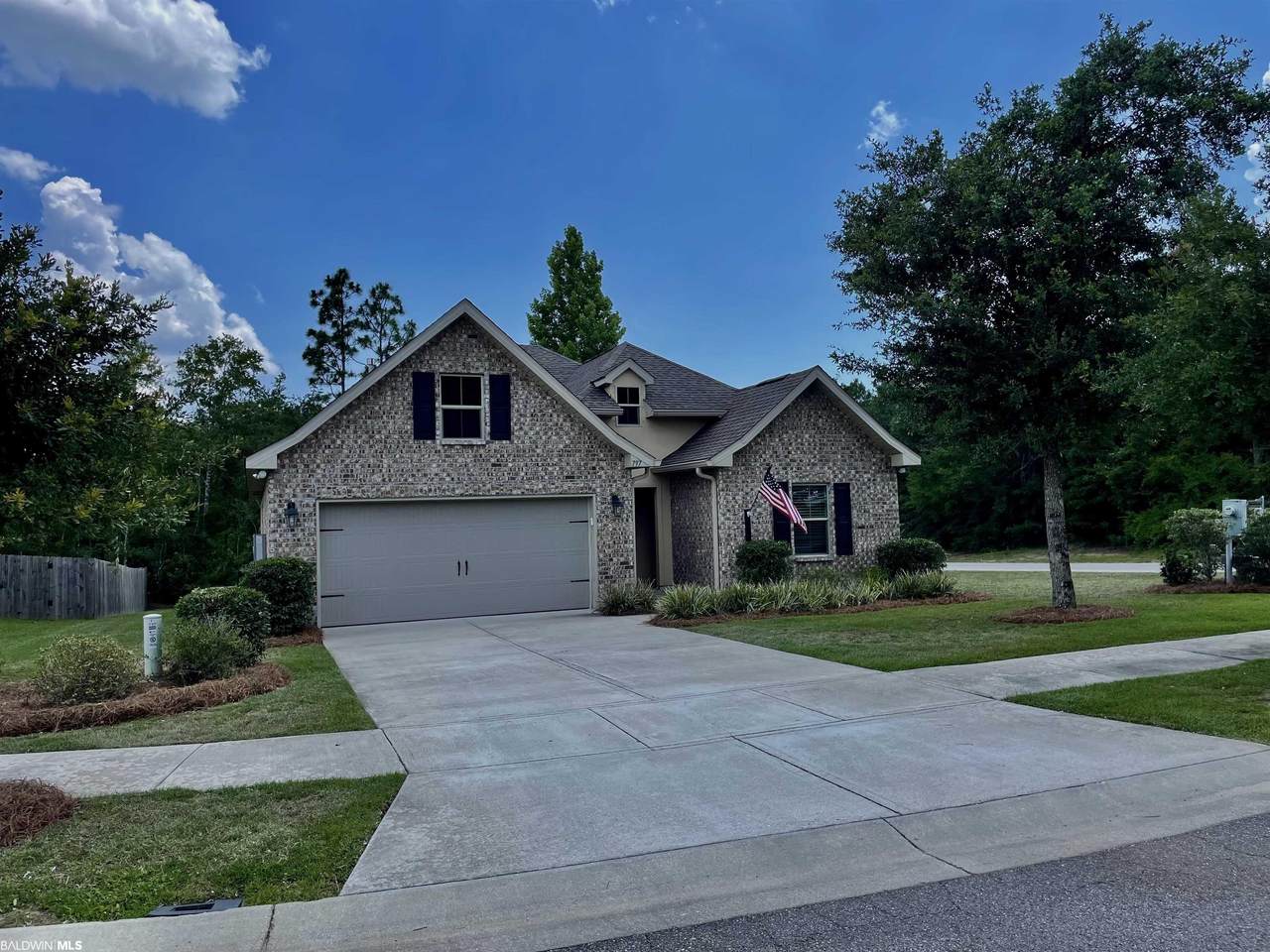 797 Serpentine Drive - Photo 1