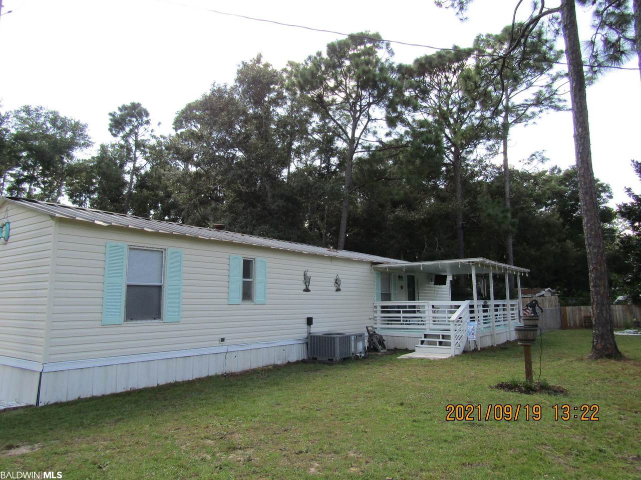 1420 Ridgewood Circle - Photo 1