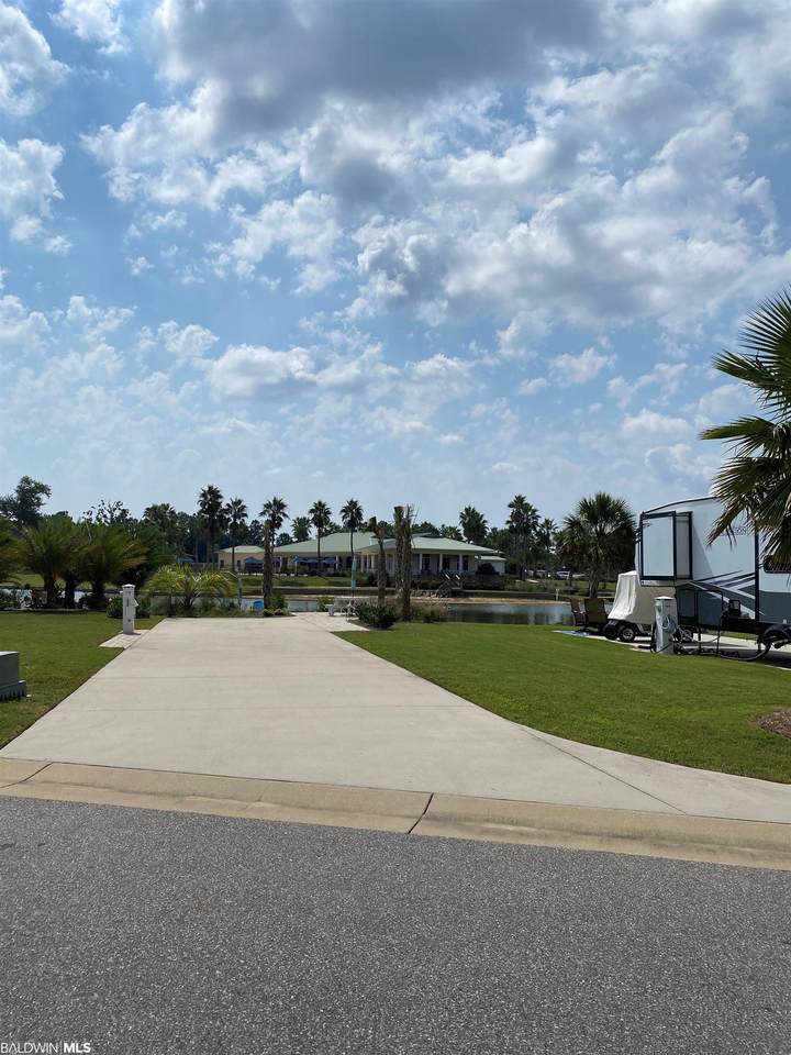 12054 Gateway Drive - Photo 1