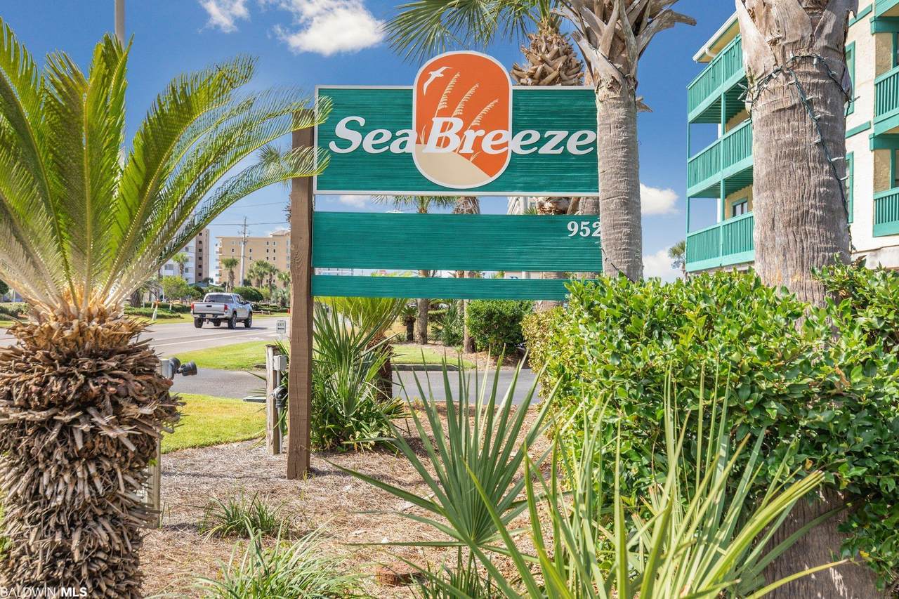 952 Beach Blvd - Photo 1