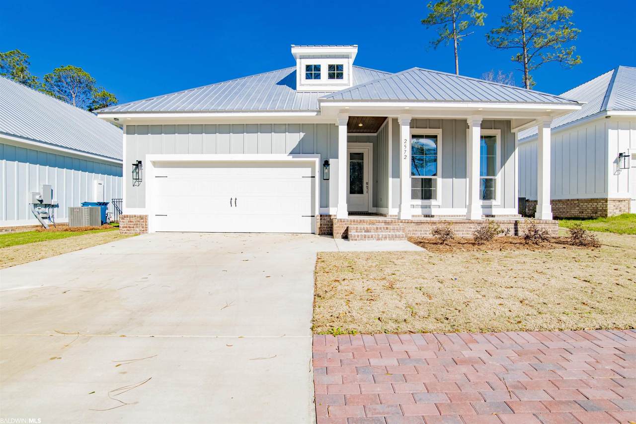 2572 Bienville Avenue - Photo 1