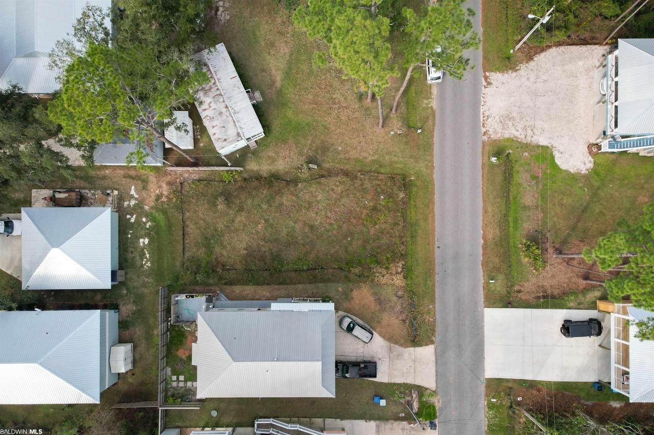 5507 Gulf Ave - Photo 1