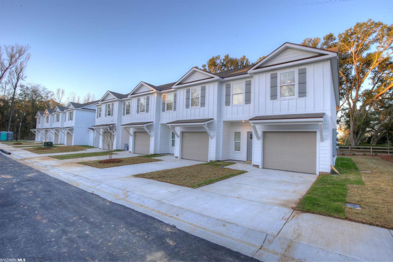 131 Cabot Lane - Photo 1