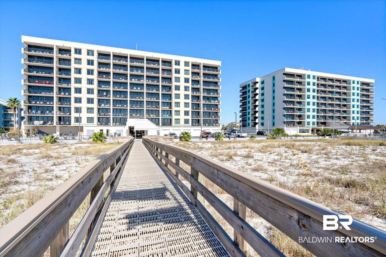 407 Beach Boulevard - Photo 1