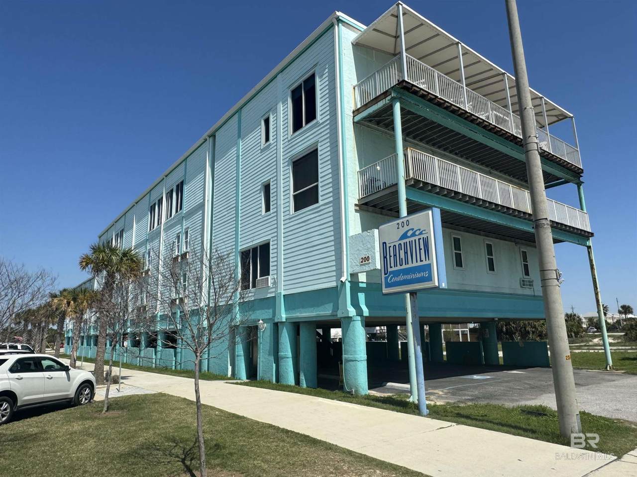 200 Beach Boulevard - Photo 1