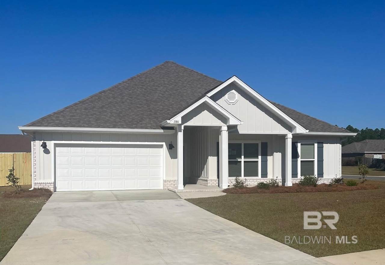 1186 Pencarro Boulevard - Photo 1