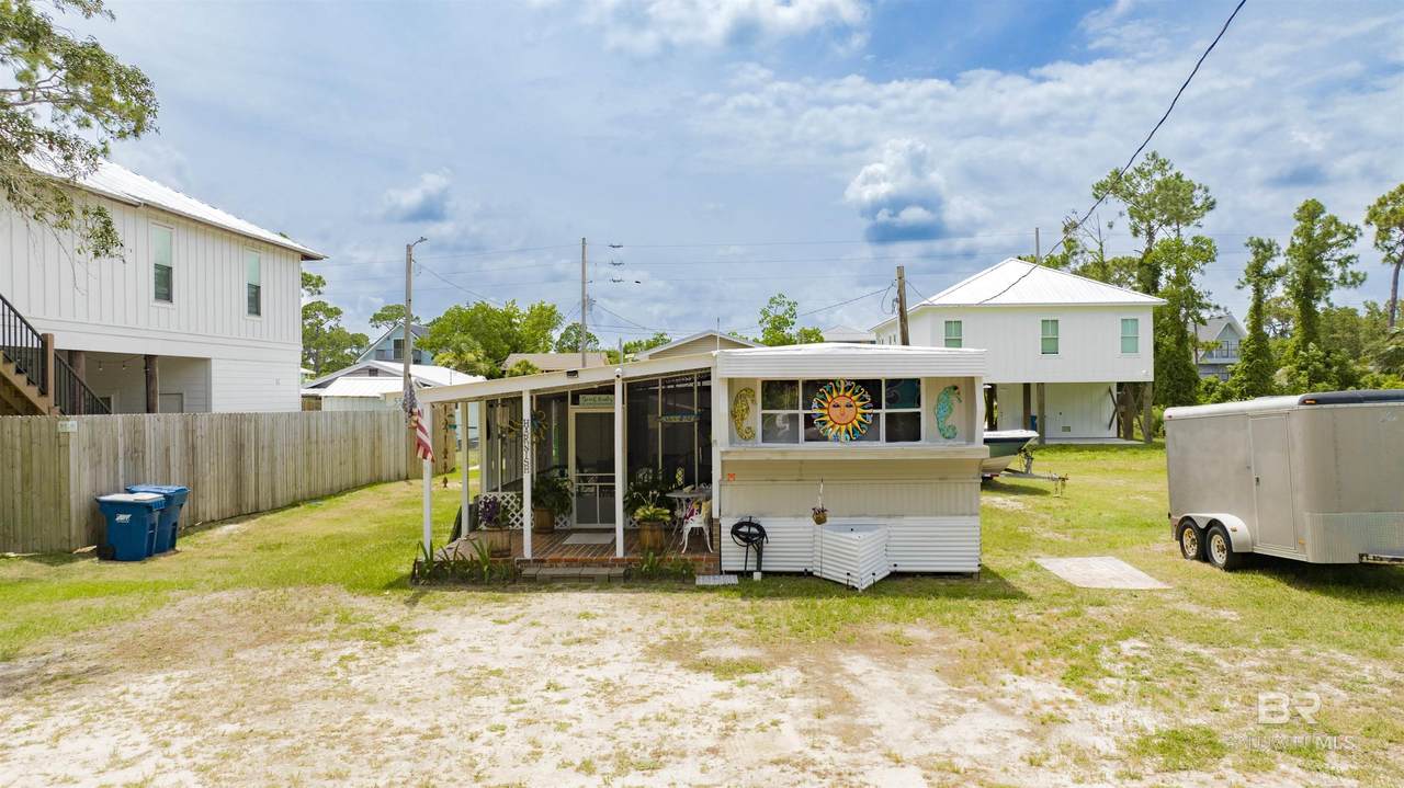 5575 Bear Point Avenue - Photo 1