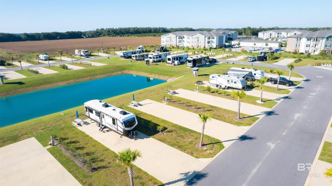 730 Vacation Circle - Photo 1