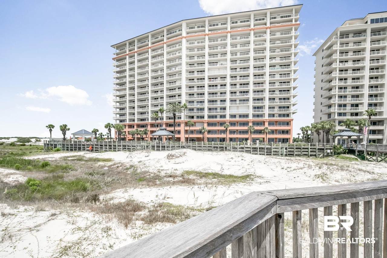 527 Beach Club Trail - Photo 1