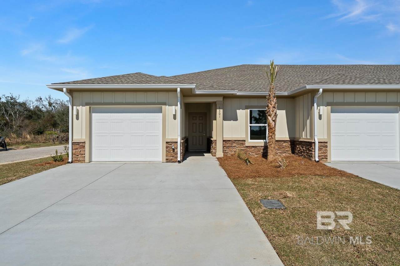 501 Cotton Creek Drive - Photo 1