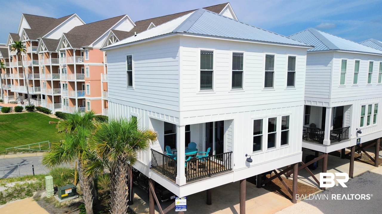 588 Beach Boulevard - Photo 1