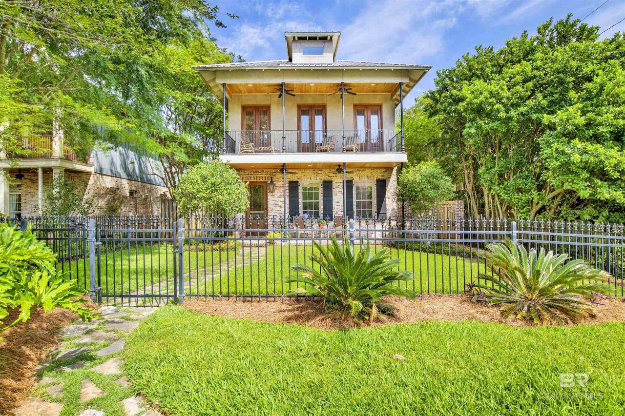 375 Section Street - Photo 1