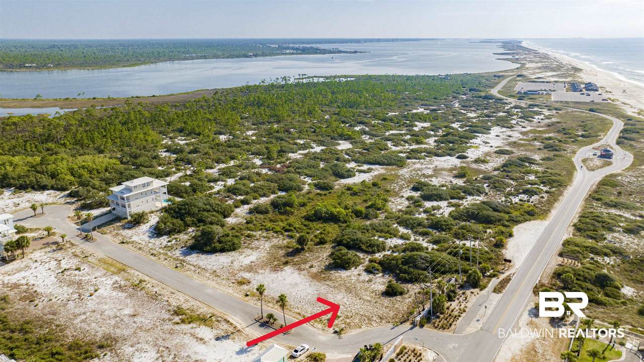 7246 Surfview Drive - Photo 1