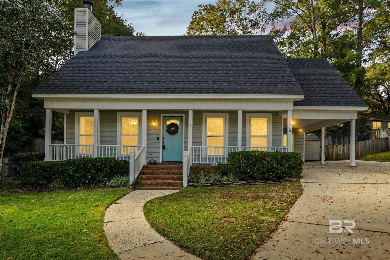 116 Greenwood Drive - Photo 1