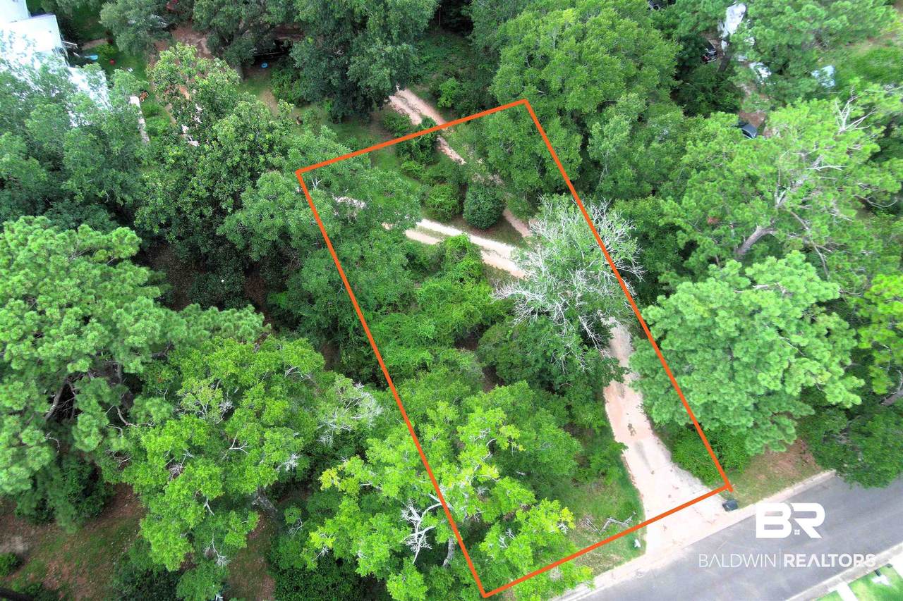 104 Laurel Avenue - Photo 1