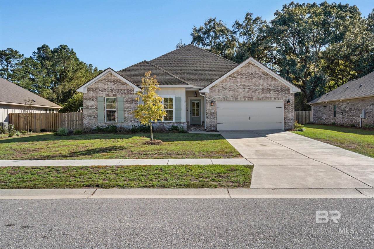 212 Ornate Avenue - Photo 1