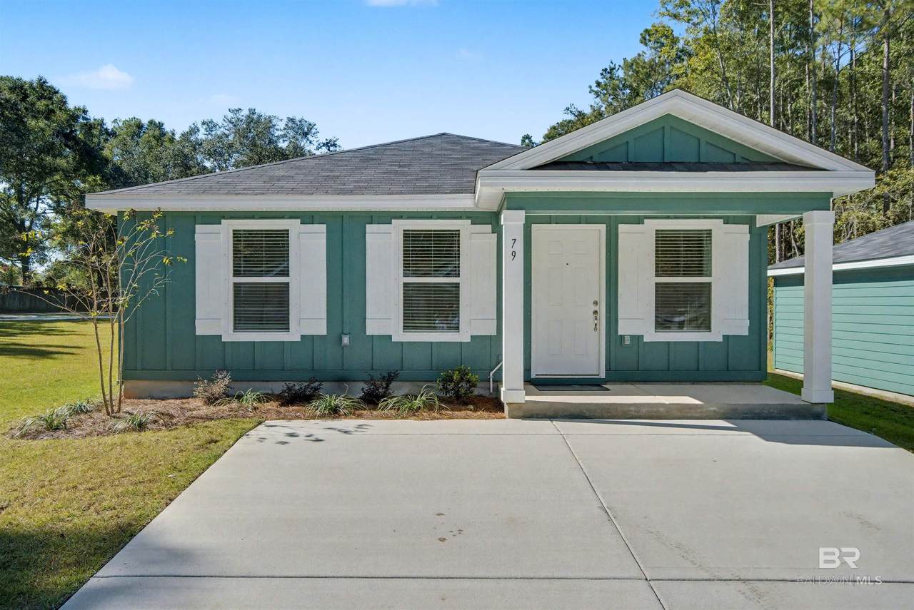 79 Summer Oaks Drive - Photo 1