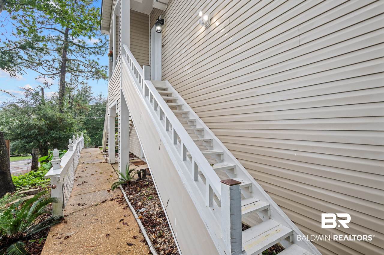 110 5th Street - Photo 1