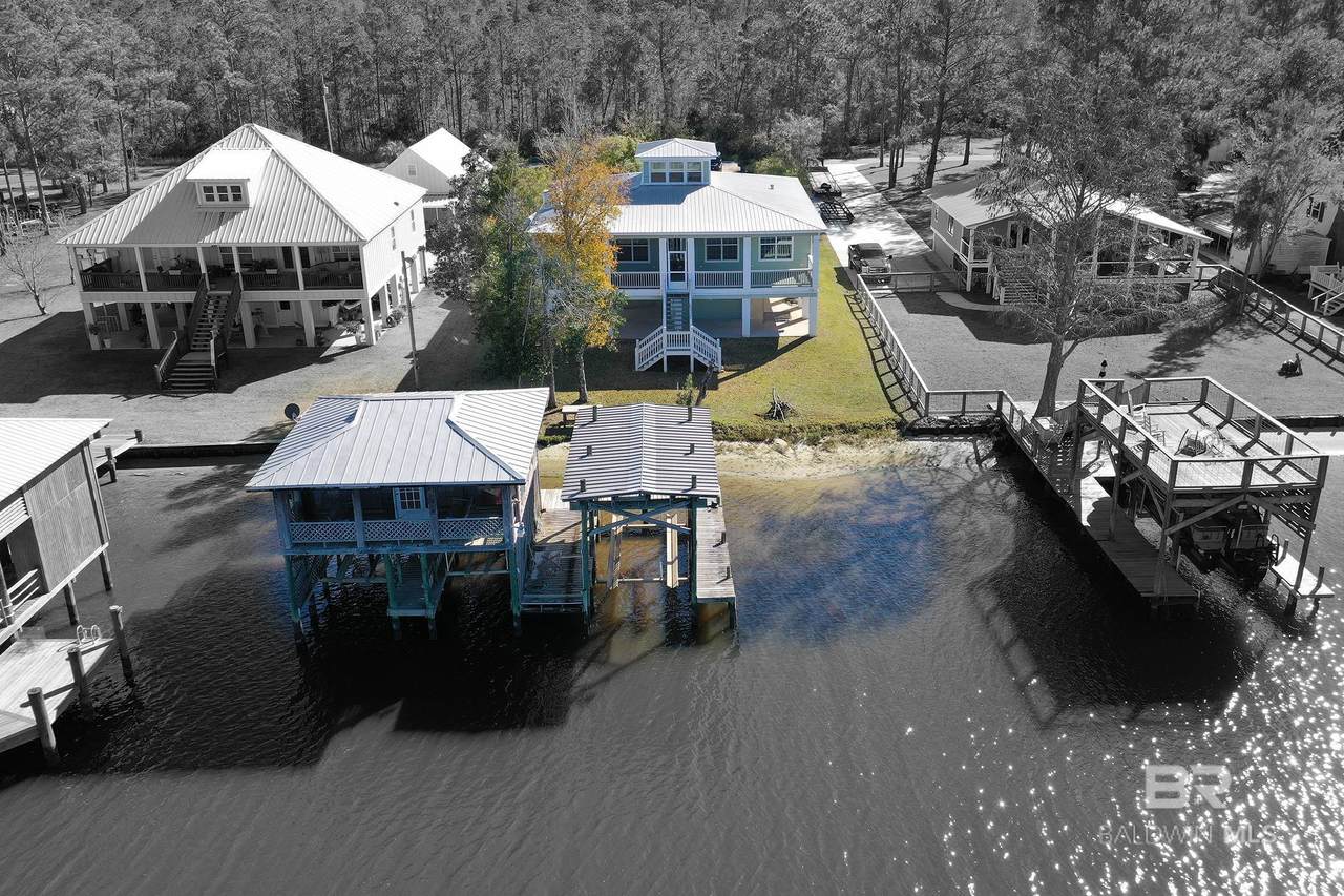 14335 Riverside Drive - Photo 1