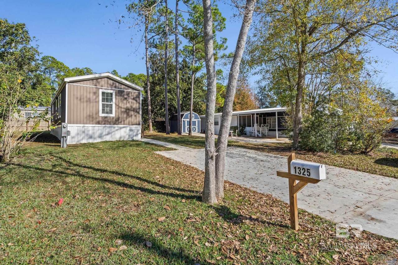 1325 Ridgewood Drive - Photo 1