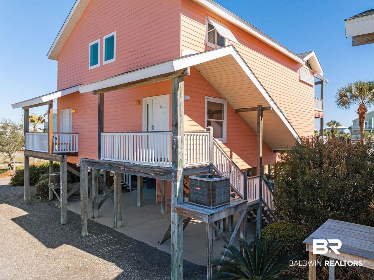 1233 Lagoon Avenue - Photo 1