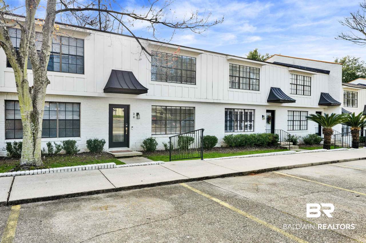 314 Gayfer Court - Photo 1
