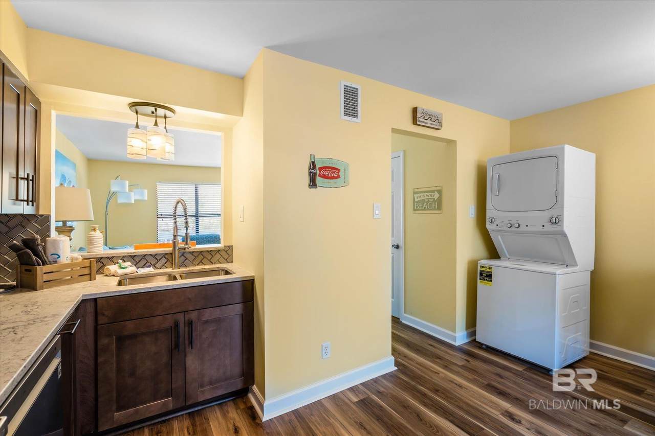 113 6th Avenue - Photo 1