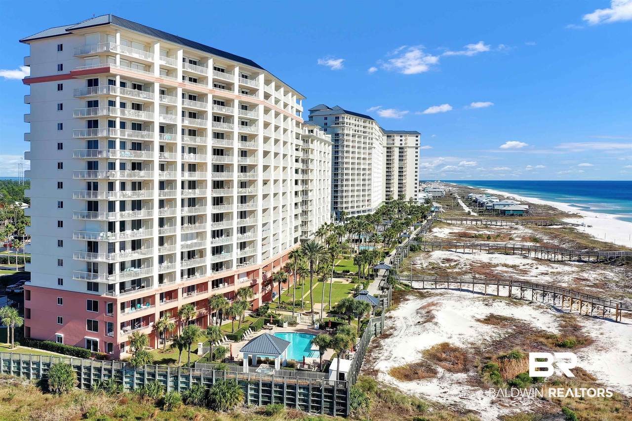 527 Beach Club Trail - Photo 1
