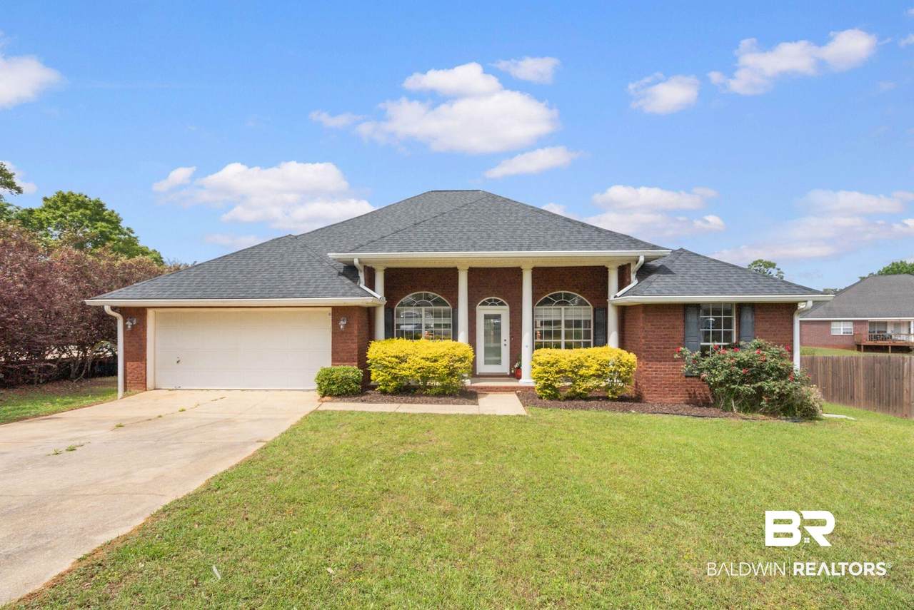 25465 Lakeland Drive - Photo 1