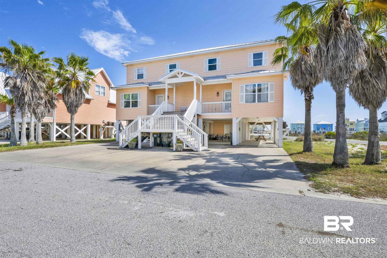 1438 Sandy Lane - Photo 1