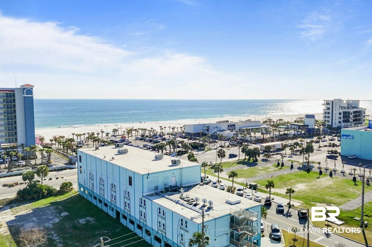 200 Beach Boulevard - Photo 1