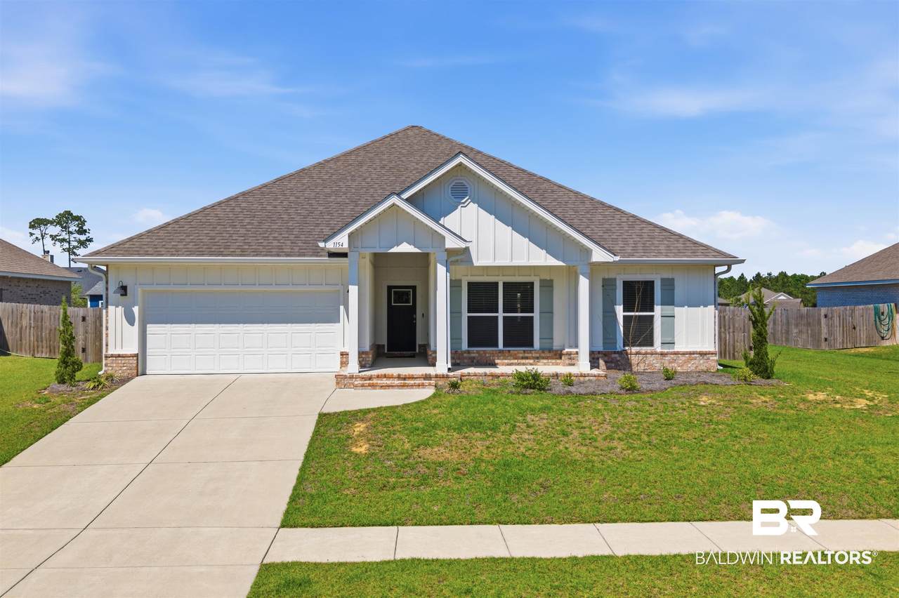 1154 Pencarro Boulevard - Photo 1