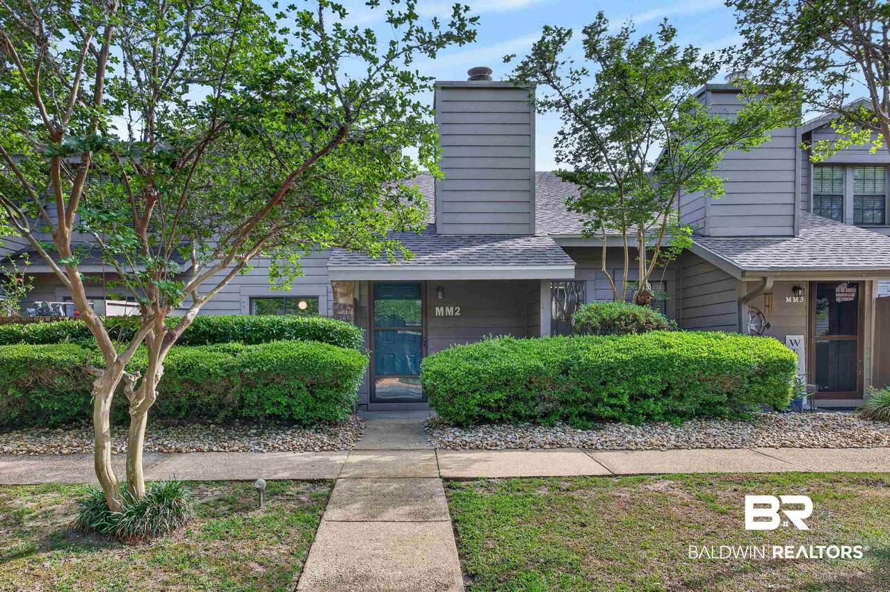 389 Clubhouse Drive - Photo 1
